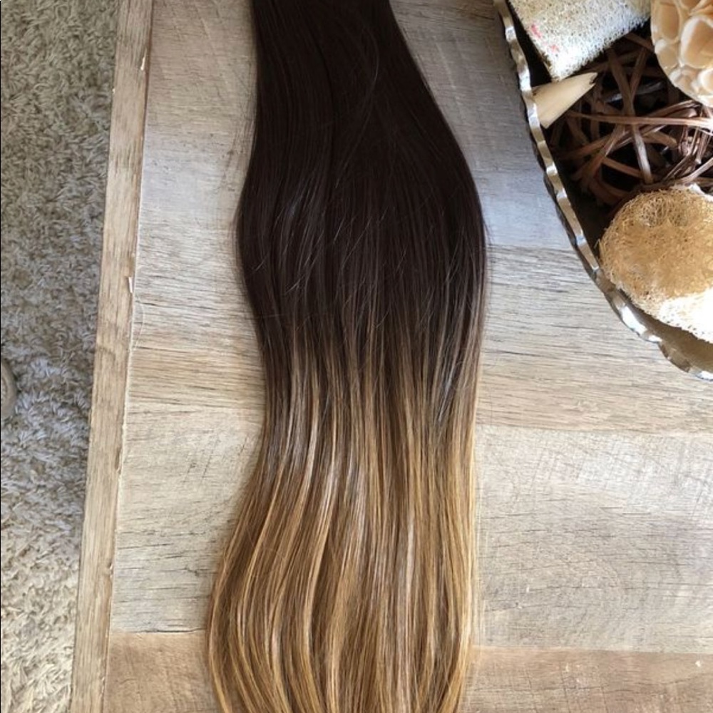 Ombré blonde brown hair extensions